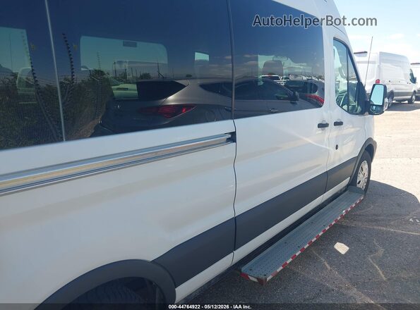 1FDZX2XM0HKB22456 2017 FORD TRANSIT-350 White Задня права чверть