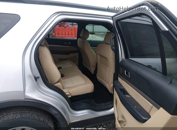 1FM5K7B88HGC09562 2017 FORD FORD EXPLORER Серебряный Вид наклейки с VIN-кодом