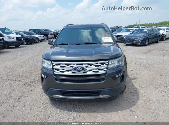 1FM5K7D81KGA37007 2019 FORD EXPLORER Gray Vista interior trasera