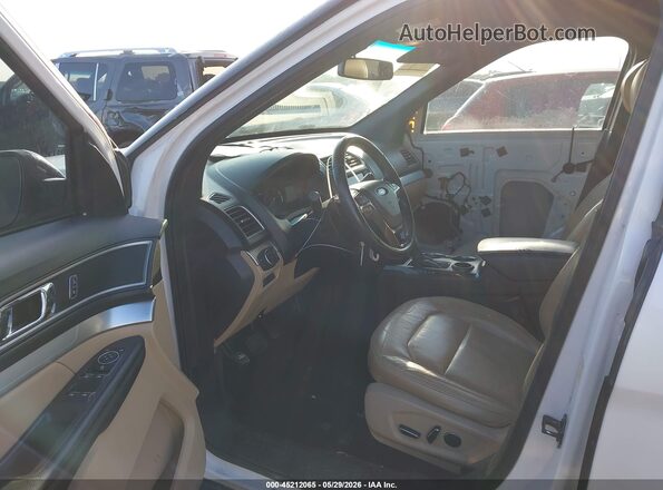 1FM5K7D83HGC20286 2017 FORD EXPLORER White Front interior view