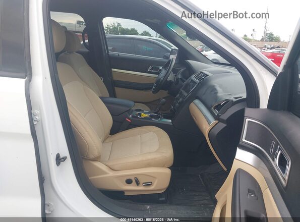 1FM5K7D84HGA42503 2017 FORD EXPLORER White Vista interior delantera