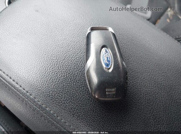 1FM5K7D85HGD50957 2017 FORD FORD EXPLORER White Widok deski rozdzielczej