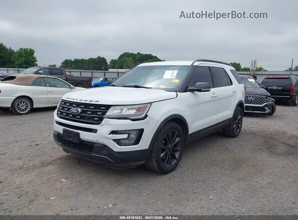 1FM5K7D86HGA22138 2017 FORD EXPLORER Белый Передняя левая четверть
