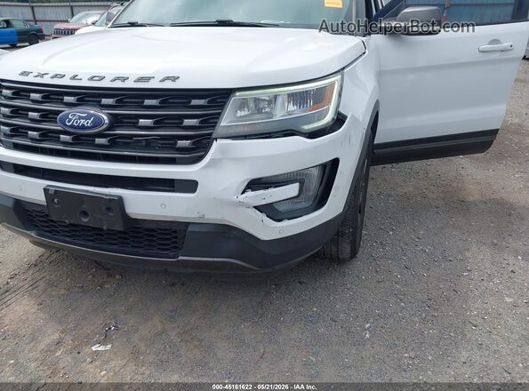 1FM5K7D86HGA22138 2017 FORD EXPLORER Белый Вид спереди