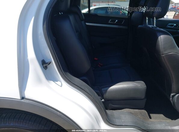 1FM5K7D87JGA19559 2018 FORD EXPLORER White Вид наклейки з VIN-кодом