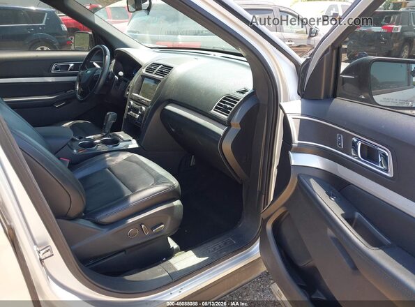 1FM5K7D84HGD40419 2017 FORD EXPLORER Серебряный 