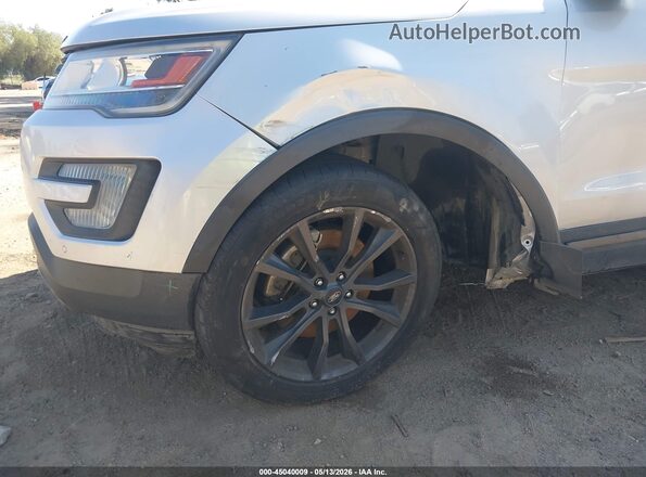 1FM5K7DH5HGD17179 2017 FORD EXPLORER Silver Սարքավորումների վահանակի տեսք