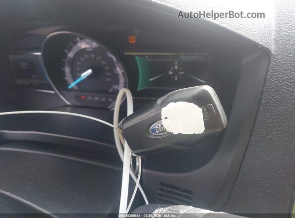 1FM5K7F85HGA69058 2017 FORD EXPLORER White Widok deski rozdzielczej