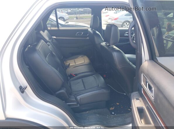 1FM5K7F85JGA12347 2018 FORD EXPLORER Silver VIN კოდის სტიკერის ხედი