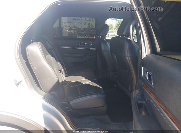 1FM5K7F85JGA15166 2018 FORD EXPLORER Silver VIN sticker view