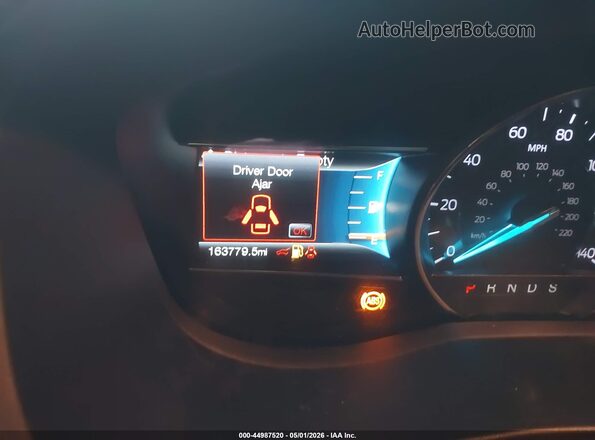 1FM5K7F86HGD78179 2017 FORD FORD EXPLORER Серебряный Вид задних сидений