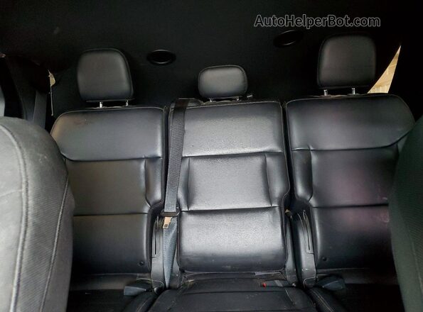 1FM5K8AB1MGC01378 2021 FORD EXPLORER White Հետևի նստատեղերի տեսք