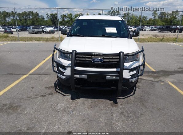 1FM5K8AR0JGC18472 2018 FORD POLICE INTERCEPTOR White წინა ხედი