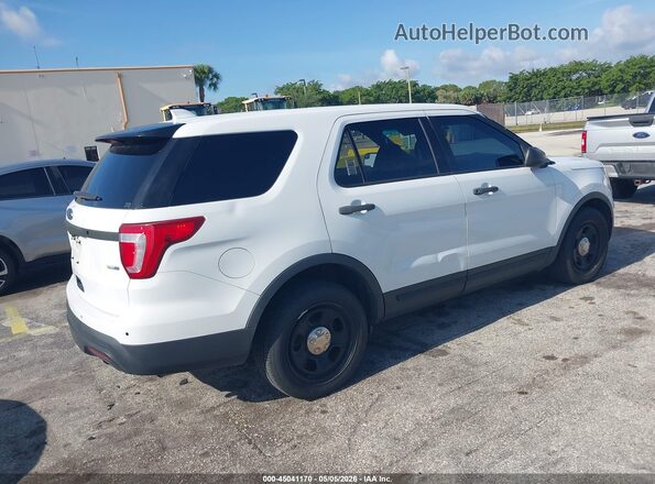 1FM5K8AR5GGC50830 2016 FORD UTILITY POLICE INTERCEPTOR White Trasero derecho
