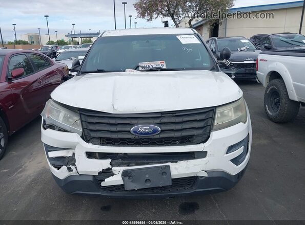 1FM5K8AR8GGD31353 2016 FORD UTILITY POLICE INTERCEPTOR Белый Вид задней части салона