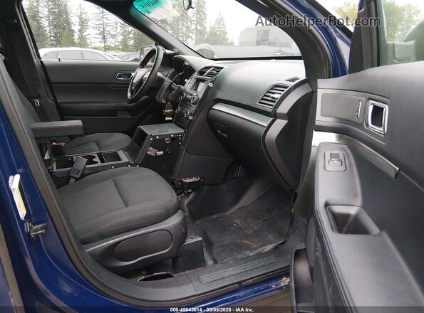 1FM5K8AR9GGC08449 2016 FORD UTILITY POLICE INTERCEPTOR Blue Front interior view
