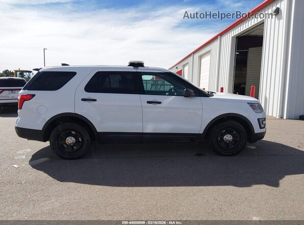 1FM5K8ARXJGC57232 2018 FORD POLICE INTERCEPTOR White 