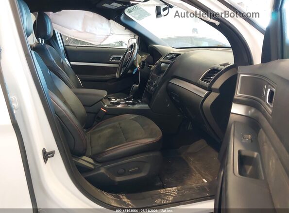 1FM5K8D80KGA14324 2019 FORD EXPLORER White Front interior view