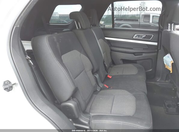 1FM5K8D81GGC88722 2016 FORD FORD EXPLORER Silver Widok naklejki z numerem VIN