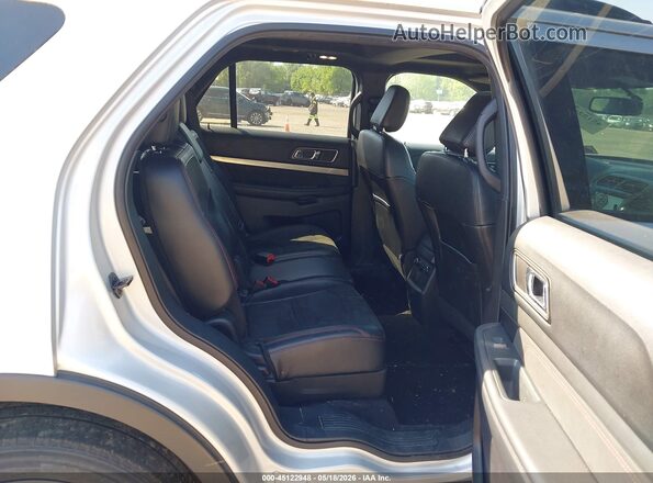 1FM5K8D86JGC38213 2018 FORD EXPLORER Silver VIN sticker view