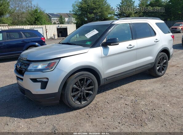 1FM5K8D86JGC38213 2018 FORD EXPLORER Silver Front left