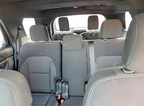 1FM5K8D87KGA49202 2019 FORD FORD EXPLORER White Widok tylnych siedzeń