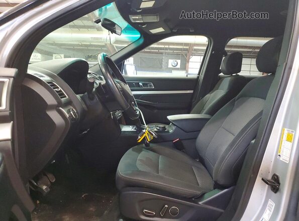 1FM5K8D8XHGA96023 2017 FORD EXPLORER Silver 