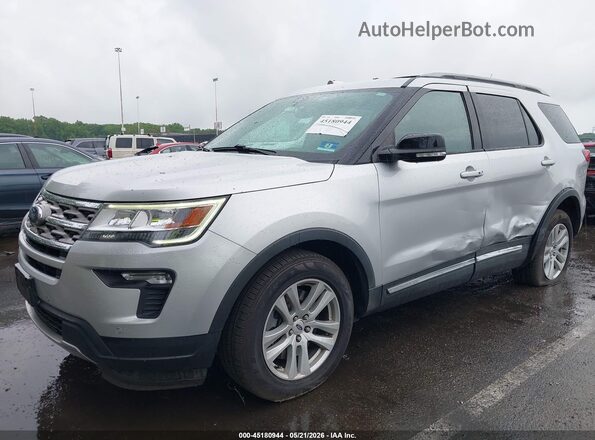 1FM5K8D8XJGA75405 2018 FORD EXPLORER Silver Vista frontal