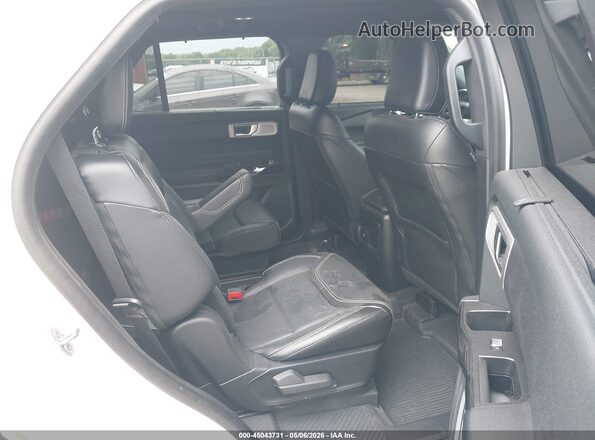 1FM5K8GC9NGA41770 2022 FORD FORD EXPLORER White VIN კოდის სტიკერის ხედი