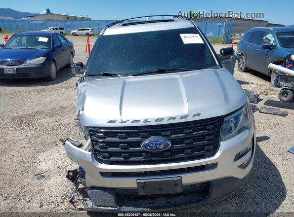 1FM5K8GT3HGC05454 2017 FORD EXPLORER Silver უკანა სალონის ხედი
