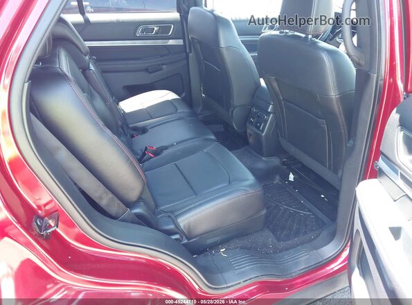 1FM5K8GT3JGC64607 2018 FORD EXPLORER Red Widok naklejki z numerem VIN