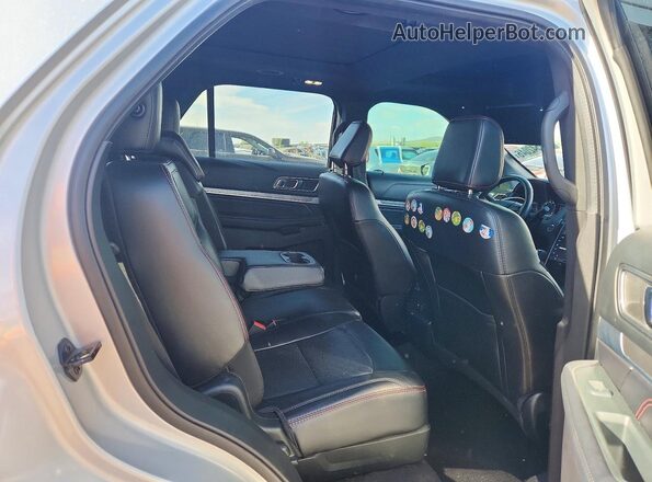 1FM5K8GT3KGA77059 2019 FORD EXPLORER Silver Սալոնի հետևի տեսք