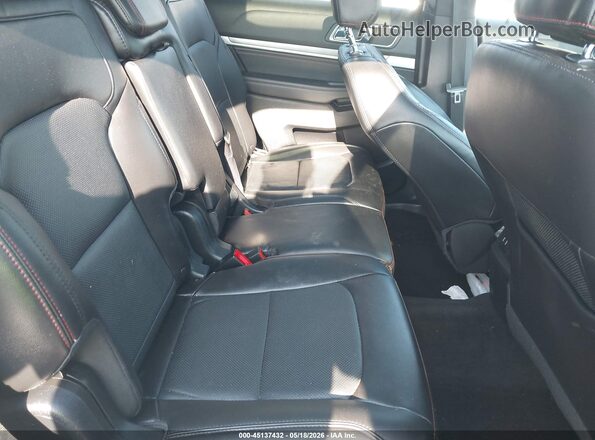 1FM5K8GT5HGC83380 2017 FORD EXPLORER White Widok naklejki z numerem VIN