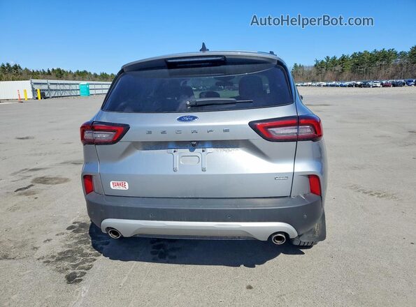1FMCU0E17PUB35638 2023 FORD ESCAPE Silver Widok z tyłu