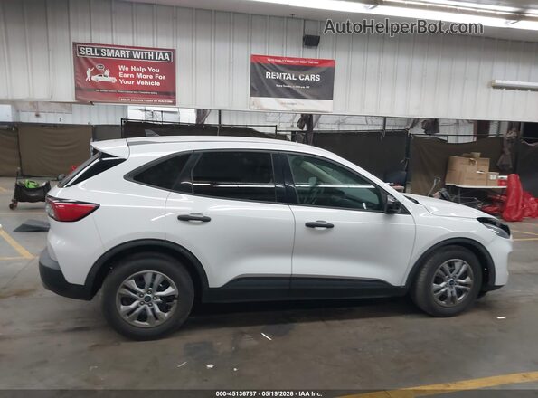 1FMCU0F61LUB44811 2020 FORD ESCAPE Белый Вид задней части салона