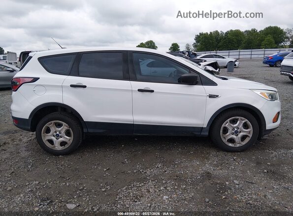 1FMCU0F72HUB79681 2017 FORD ESCAPE White Вид задньої частини салону