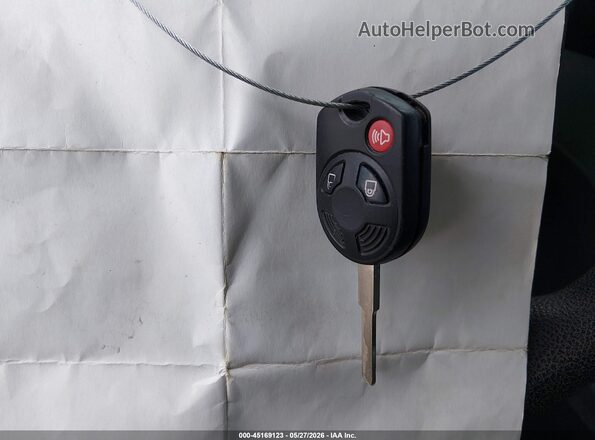 1FMCU0F72HUB79681 2017 FORD ESCAPE White Вид панелі приладів