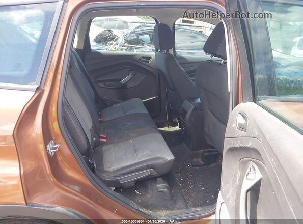 1FMCU0F74HUD91322 2017 FORD ESCAPE Brown Widok naklejki z numerem VIN