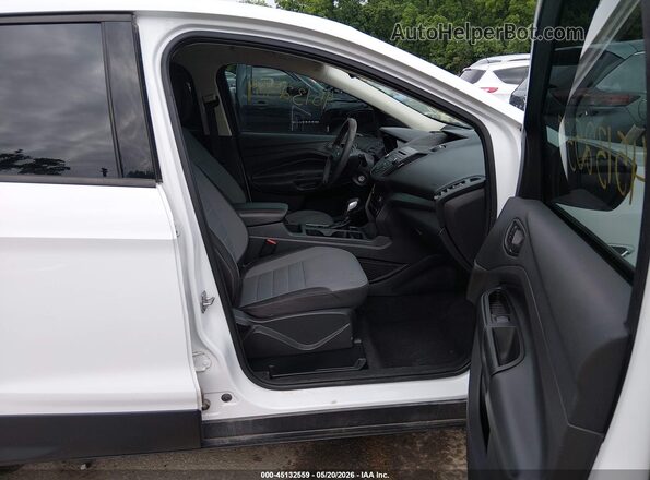 1FMCU0F79HUB56771 2017 FORD ESCAPE White 