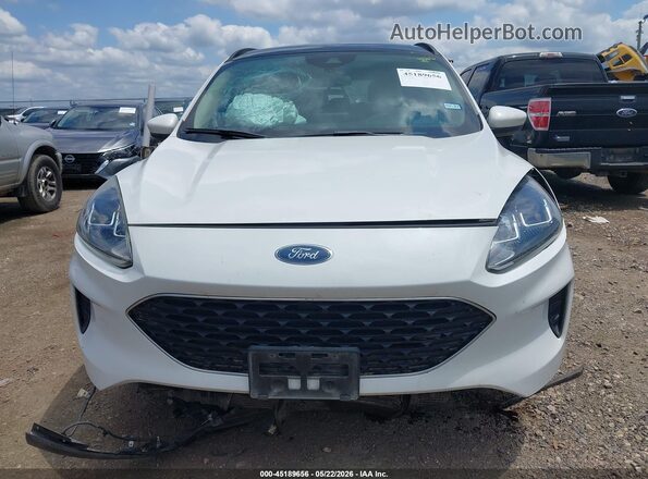 1FMCU0G60LUB23866 2020 FORD ESCAPE White Vista del cuadro de instrumentos