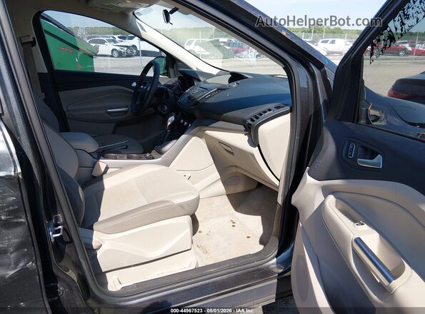 1FMCU0G7XGUB06684 2016 FORD ESCAPE Серый Вид салона спереди