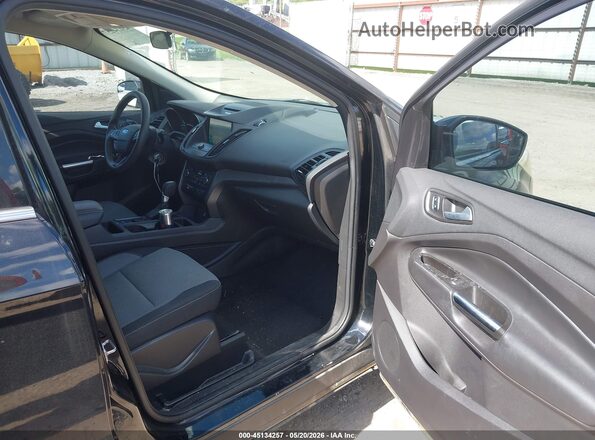 1FMCU0G91HUD31000 2017 FORD ESCAPE Black 