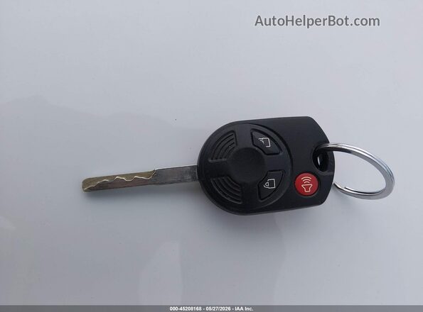 1FMCU0G95HUD67076 2017 FORD ESCAPE Белый 
