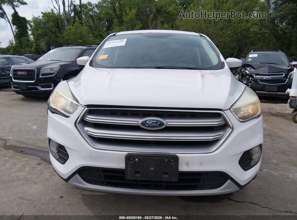 1FMCU0G95HUD67076 2017 FORD ESCAPE Белый 