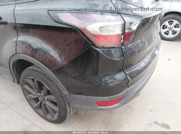 1FMCU0GD0HUC88130 2017 FORD ESCAPE Turquoise 