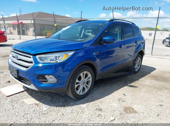 1FMCU0GD0HUF03215 2017 FORD ESCAPE Blue Przód lewy