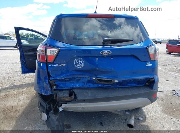 1FMCU0GD0HUF03215 2017 FORD ESCAPE Blue Widok z przodu