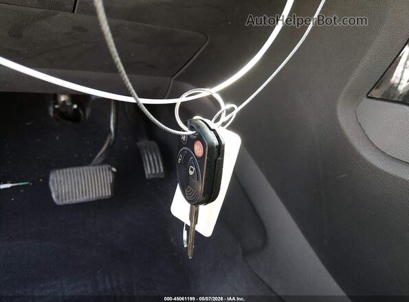 1FMCU0GD1HUC31516 2017 FORD ESCAPE Gray Widok deski rozdzielczej