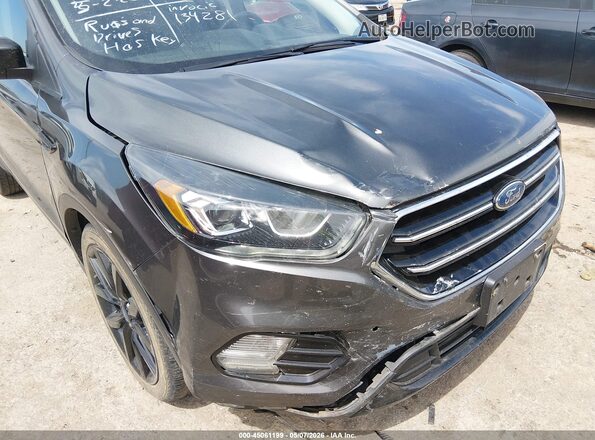 1FMCU0GD1HUC31516 2017 FORD ESCAPE Gray Widok z przodu