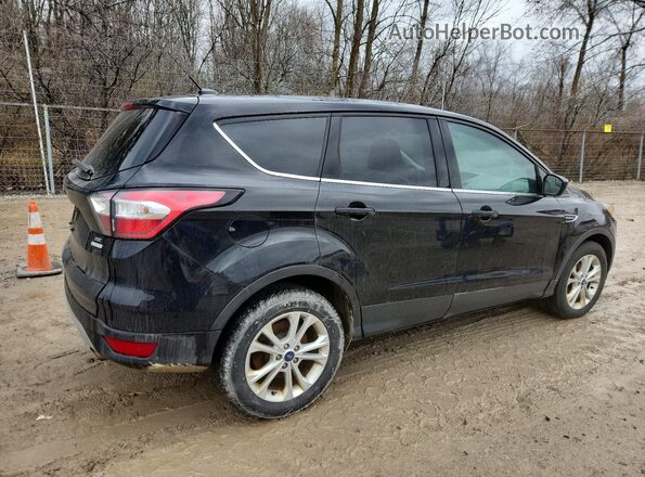 1FMCU0GD2HUC97654 2017 FORD ESCAPE Черный Задняя правая четверть